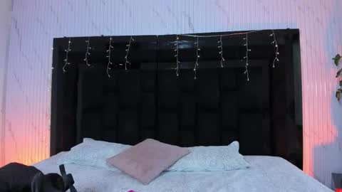 Snapshot of _agathaargent chatting on February 21, 2026, 8:43 pm Agatha online show from February 21, 2026, 8:43 pm