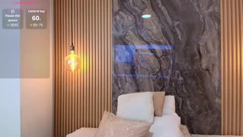 Snapshot of _alanajones_ chatting on September 17, 2025, 12:18 pm ALANA online show from September 17, 2025, 12:18 pm