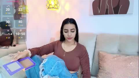 Snapshot of _alanajones_ chatting on October 6, 2025, 2:58 pm ALANA online show from October 6, 2025, 2:58 pm