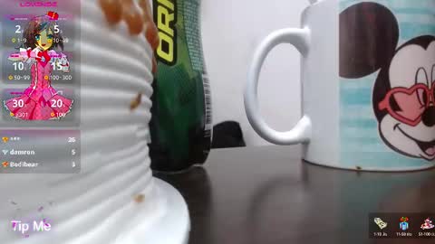 _alegriamartinez_ online show from February 27, 2025, 9:47 pm