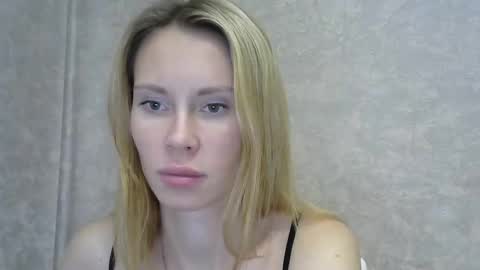 Snapshot of _alex1819 chatting on November 12, 2025, 7:53 am _alex1819 online show from November 12, 2025, 7:53 am