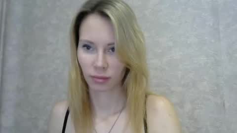 _alex1819 online show from February 19, 2026, 7:15 am