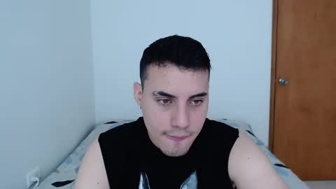 Snapshot of _alex20_ chatting on January 8, 2025, 3:28 pm Alex online show from January 8, 2025, 3:28 pm