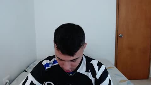 Snapshot of _alex20_ chatting on January 11, 2025, 4:27 am Alex online show from January 11, 2025, 4:27 am