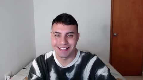 Snapshot of _alex20_ chatting on January 15, 2025, 3:11 am Alex online show from January 15, 2025, 3:11 am