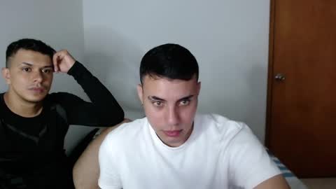 Snapshot of _alex20_ chatting on January 29, 2025, 1:05 am Alex online show from January 29, 2025, 1:05 am