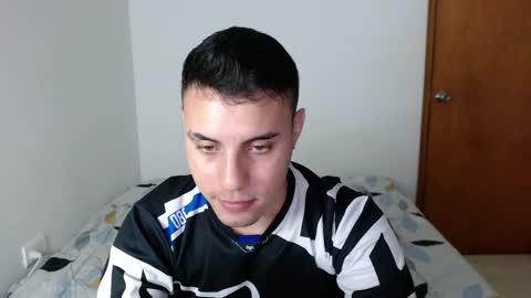 Snapshot of _alex20_ chatting on January 31, 2025, 2:48 am Alex online show from January 31, 2025, 2:48 am