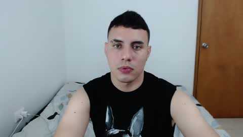 Snapshot of _alex20_ chatting on February 8, 2025, 5:08 am Alex online show from February 8, 2025, 5:08 am