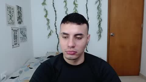 Snapshot of _alex20_ chatting on February 26, 2025, 5:20 am Alex online show from February 26, 2025, 5:20 am