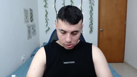 Snapshot of _alex20_ chatting on March 10, 2025, 6:27 am Alex online show from March 10, 2025, 6:27 am