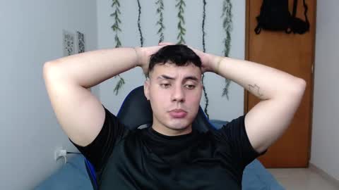 Snapshot of _alex20_ chatting on September 30, 2025, 12:15 am Alex online show from September 30, 2025, 12:15 am