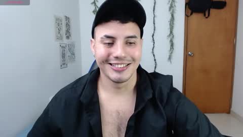 Snapshot of _alex20_ chatting on January 7, 2026, 4:26 am Alex online show from January 7, 2026, 4:26 am