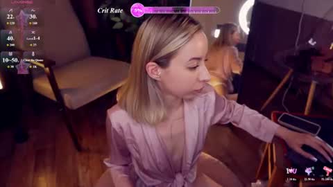 _alexa_gold_ online show from July 14, 2026, 11:05 am