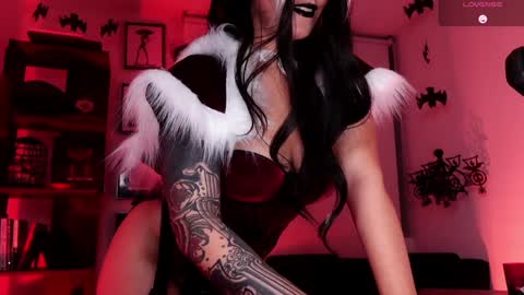 Snapshot of _alice_d chatting on December 22, 2024, 11:52 pm Miss Alice My internet sucks these days see you soon online show from December 22, 2024, 11:52 pm