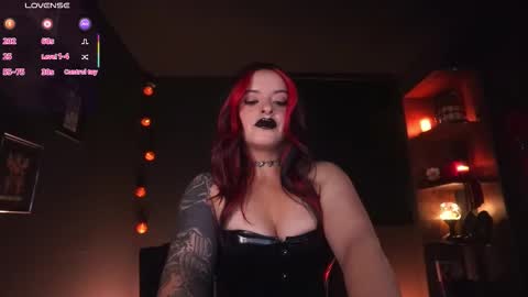 Snapshot of _alice_d chatting on October 22, 2025, 7:13 pm Miss Alice My internet sucks these days see you soon online show from October 22, 2025, 7:13 pm