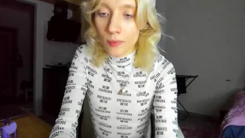 Snapshot of _alice_kitty chatting on December 21, 2025, 3:52 pm Gaylord online show from December 21, 2025, 3:52 pm