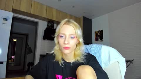 Snapshot of _alice_kitty chatting on December 23, 2025, 9:07 am Gaylord online show from December 23, 2025, 9:07 am