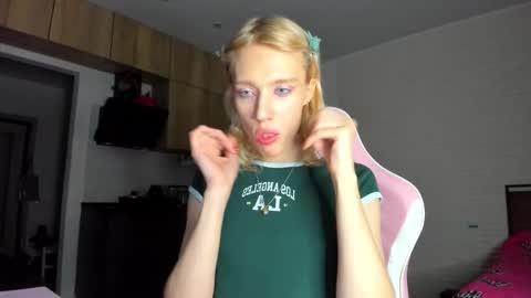Snapshot of _alice_kitty chatting on January 12, 2026, 4:45 pm Gaylord online show from January 12, 2026, 4:45 pm