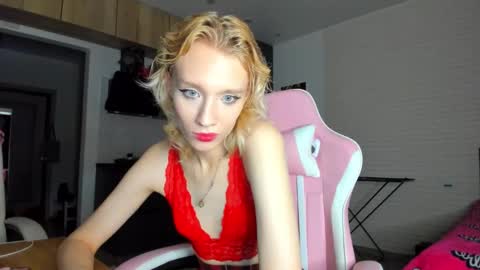 Snapshot of _alice_kitty chatting on January 15, 2026, 11:15 am Gaylord online show from January 15, 2026, 11:15 am