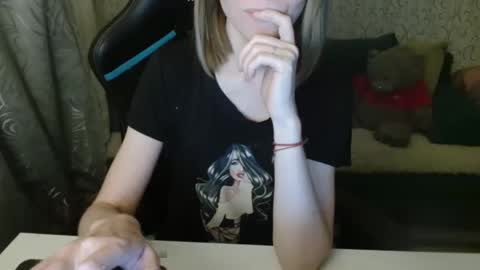 Snapshot of _alicecullen_ chatting on November 14, 2025, 3:22 pm AliceCullen online show from November 14, 2025, 3:22 pm