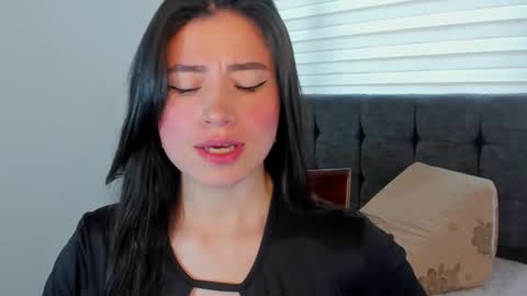 Snapshot of _aliice_1 chatting on February 19, 2026, 4:03 pm Alice online show from February 19, 2026, 4:03 pm