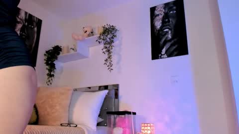 Snapshot of _alissonrose chatting on October 29, 2025, 10:33 pm Karo online show from October 29, 2025, 10:33 pm