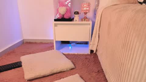 Snapshot of _alissonrose chatting on November 28, 2025, 8:55 pm Karo online show from November 28, 2025, 8:55 pm