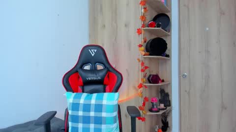 Snapshot of _amanda_seyfried19 chatting on November 14, 2025, 4:49 pm AMANDA online show from November 14, 2025, 4:49 pm