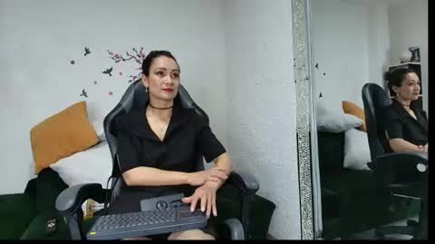 Snapshot of _anais_lanz chatting on June 27, 2026, 7:30 pm Anais online show from June 27, 2026, 7:30 pm