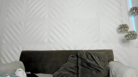 Snapshot of _andrewfalcon1 chatting on December 27, 2024, 10:37 pm Andrew online show from December 27, 2024, 10:37 pm