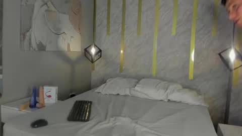 Snapshot of _andrewfalcon1 chatting on December 28, 2024, 7:11 pm Andrew online show from December 28, 2024, 7:11 pm