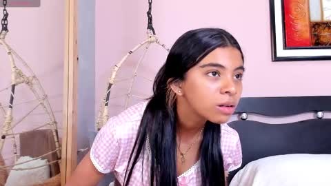 Snapshot of _anna_maria chatting on September 29, 2025, 7:30 pm online show from September 29, 2025, 7:30 pm