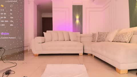 Snapshot of _anna_parker_ chatting on April 18, 2026, 7:18 pm Ana online show from April 18, 2026, 7:18 pm