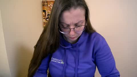 Snapshot of _annabelle_lee chatting on February 7, 2025, 11:01 am Anna online show from February 7, 2025, 11:01 am