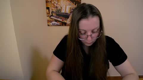 Snapshot of _annabelle_lee chatting on March 11, 2025, 10:29 am Anna online show from March 11, 2025, 10:29 am