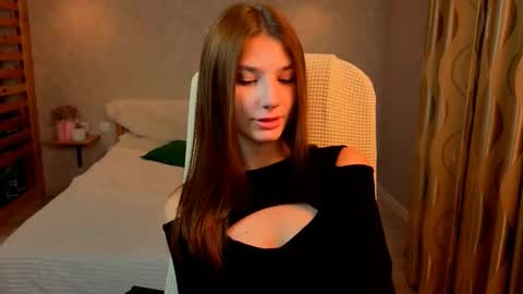 Ana online show from November 24, 2025, 2:33 am