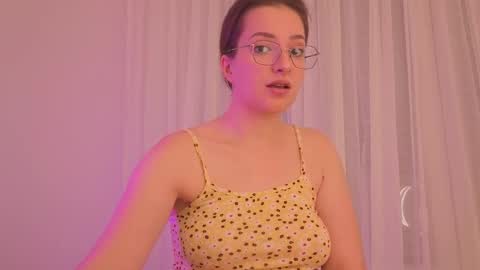 Anna online show from December 2, 2025, 9:32 pm