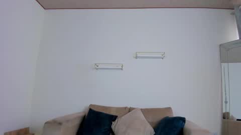 Snapshot of _april_smith_ chatting on January 13, 2026, 4:23 pm online show from January 13, 2026, 4:23 pm