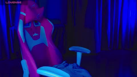 _ariaakashi_ online show from March 3, 2026, 11:21 pm