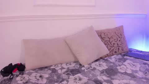 Snapshot of _arianasweet chatting on January 29, 2025, 11:25 pm _arianasweet online show from January 29, 2025, 11:25 pm