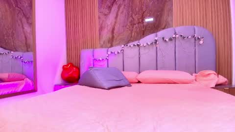 Arlet online show from May 16, 2026, 3:14 am