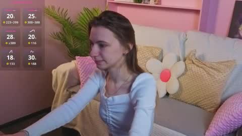 _ash_leyy_ online show from May 17, 2026, 1:25 am