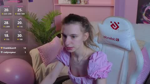 _ash_leyy_ online show from May 24, 2026, 1:32 am