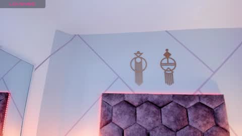 _aurora_collins_ online show from December 15, 2025, 12:20 pm