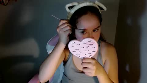 Snapshot of _ayesha19 chatting on January 7, 2026, 2:47 am yesha3 online show from January 7, 2026, 2:47 am