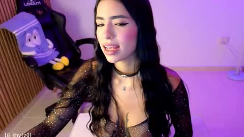 hell y online show from September 29, 2025, 11:42 pm