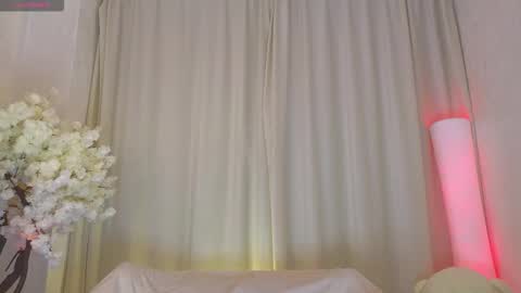 Snapshot of _b00bss_ chatting on September 13, 2025, 3:28 am Jess online show from September 13, 2025, 3:28 am