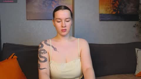 Snapshot of _b00bss_ chatting on November 20, 2025, 8:36 am Jess online show from November 20, 2025, 8:36 am