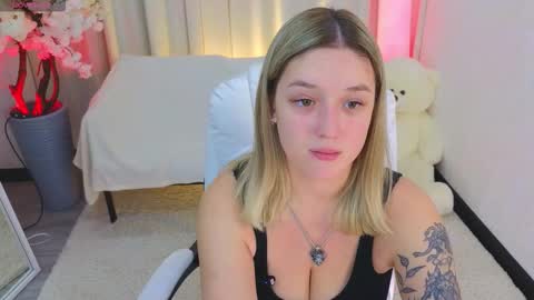 Snapshot of _b00bss_ chatting on November 27, 2025, 3:30 am Jess online show from November 27, 2025, 3:30 am