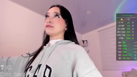 Andrea online show from November 23, 2025, 9:42 am